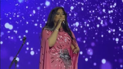 هايدي موسى وإيمان عبد الغني تشعلان حفل جدة بباقة من أغاني فن الزمن الجميل (فيديو) 