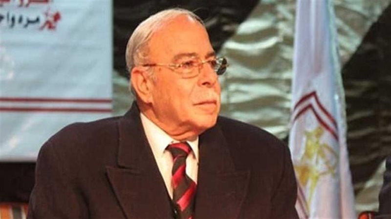 الدكتور كمال درويش،