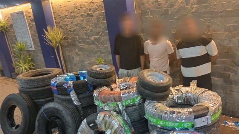 المتهمين،فيتو