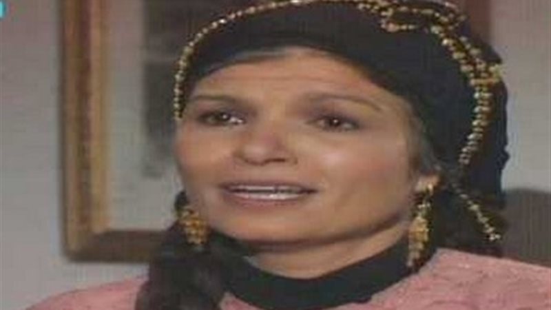 الفنانة إنعام سالوسة،