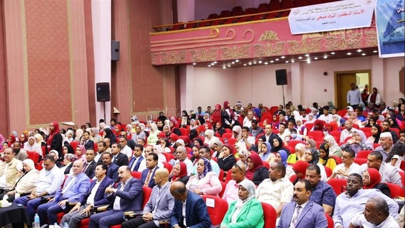 حوار شبابي مفتوح