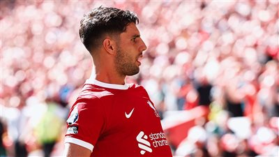الدوري الإنجليزي، سوبوسلاي يتقدم بهدف ليفربول الأول في شباك إيبسويتش