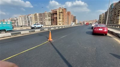 غلق طريق القاهرة الإسكندرية الزراعي بسبب هبوط في كوبري بنها (صور)