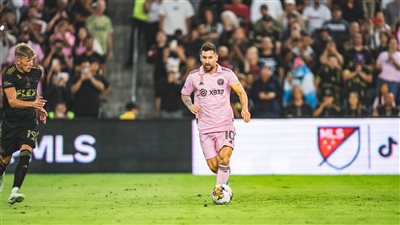 ميسي يقود إنتر ميامي للفوز على لوس أنجلوس 3-1 بالدوري الأمريكي (فيديو)