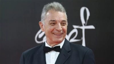 محمود حميدة مفاجأة حفل ختام مهرجان القاهرة للمسرح التجريبي 