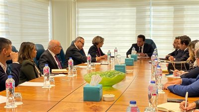 وزير الصحة يستقبل المدير الإقليمي للتنمية البشرية بالشرق الأوسط وشمال أفريقيا بالبنك الدولي