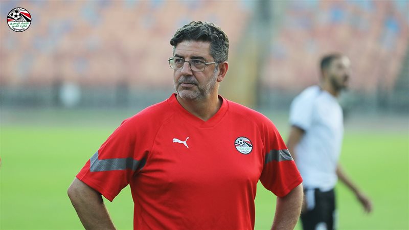 روي فيتوريا،فيتو