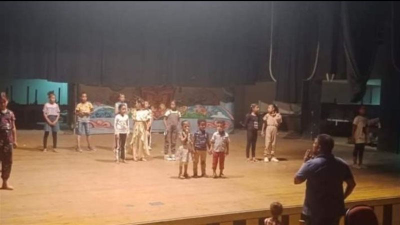 جانب من عقد الورش
