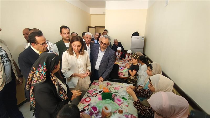 وزيرة الثقافة تفتتح