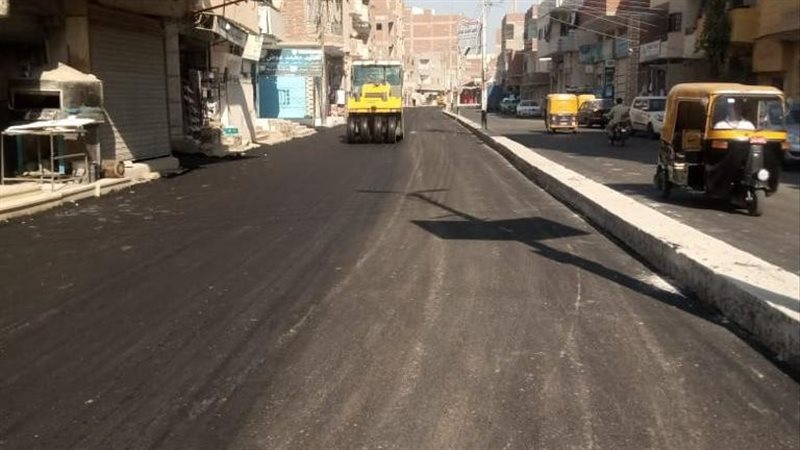 جانب من أعمال الرصف،