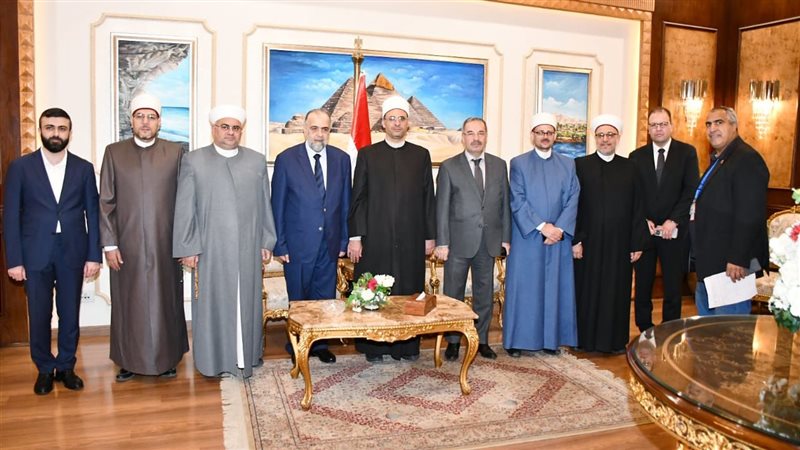 رئيس القطاع الديني