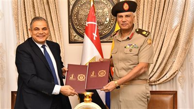 الكلية الفنية العسكرية توقع بروتوكول تعاون مع جامعة كفر الشيخ 