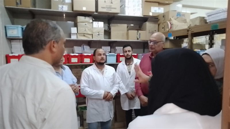 رئيس الفرع يفاجئ