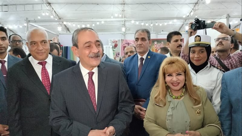 جانب من الافتتاح،