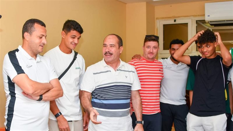 محمد إسماعيل، فيتو