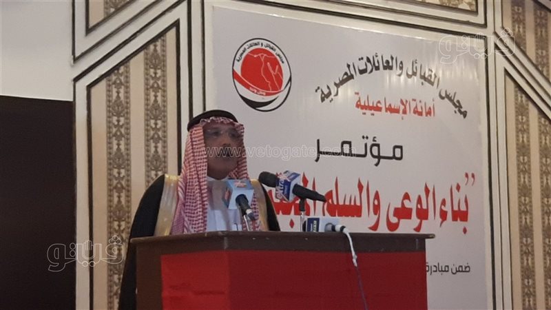 الشيخ كامل مطر خلال