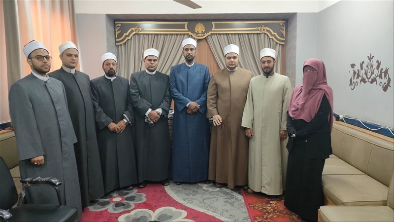أعضاء القافلة الدعوية،