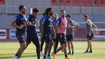 موديست على رأس قائمة الأهلي لمواجهة المصري في الدوري 