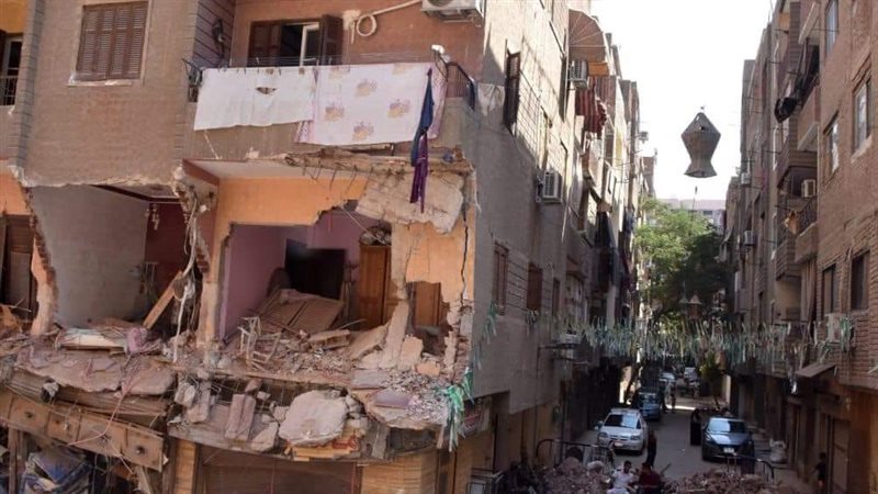 عقار العمرانية المنهار,