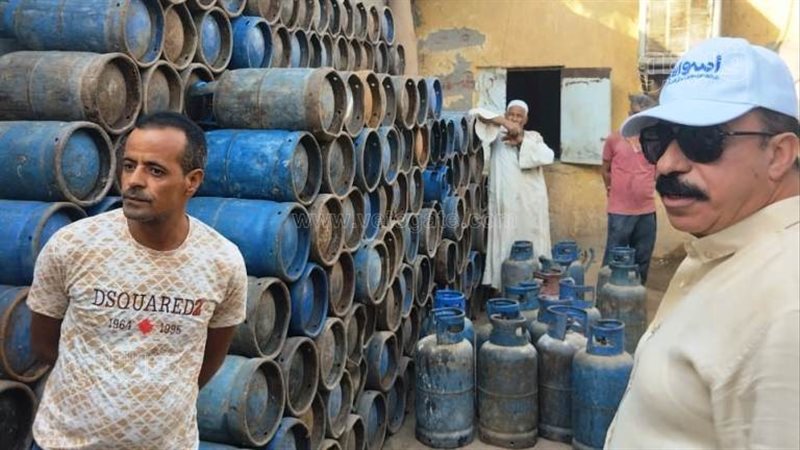 محافظ أسوان يوجه