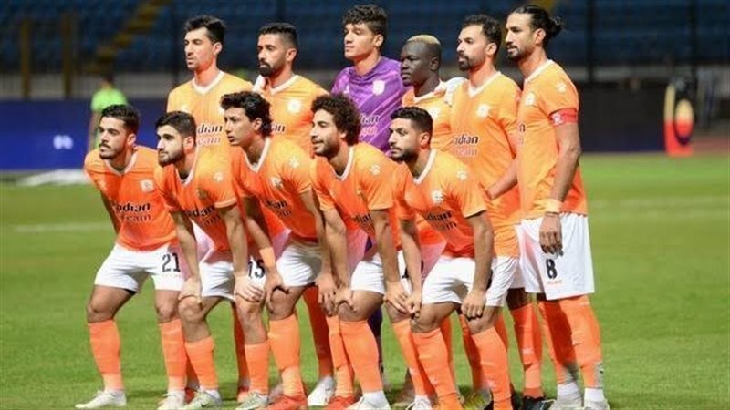 فاركو، فيتو