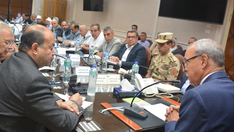 محافظ القليوبية خلال