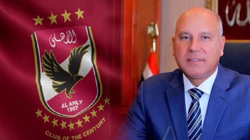 وزير النقل يقدم هدية