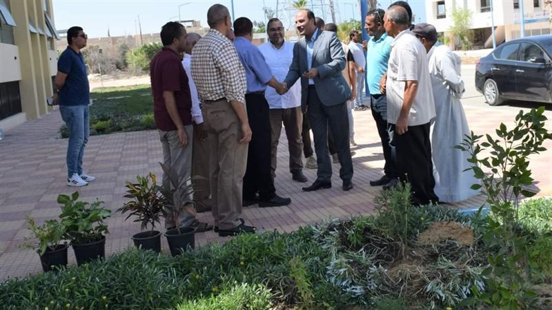 رئيس جامعة العريش،