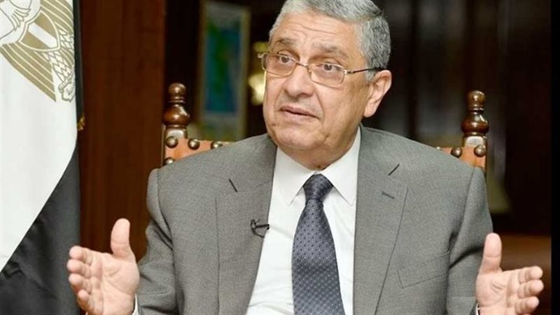 وزير الكهرباء