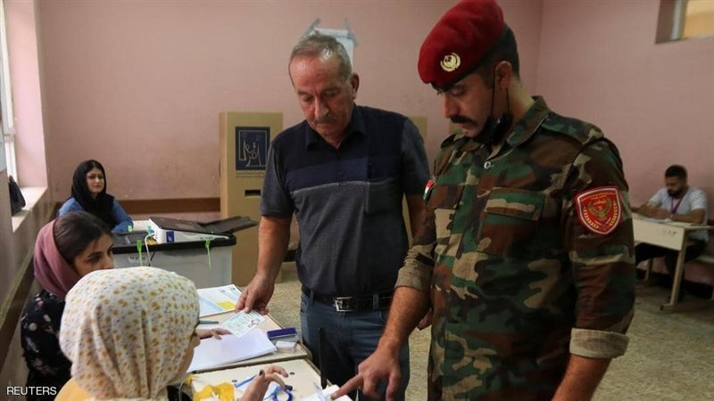 فتح مراكز الاقتراع