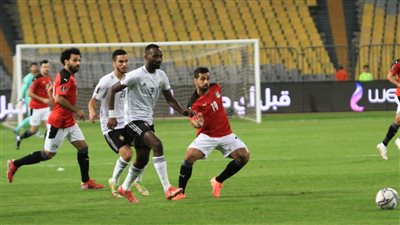 بعد 15 دقيقة.. التعادل السلبي يسيطر على مباراة مصر وليبيا