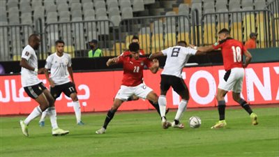 شوط أول سلبي بين منتخبي مصر وليبيا في تصفيات أفريقيا لكأس العالم