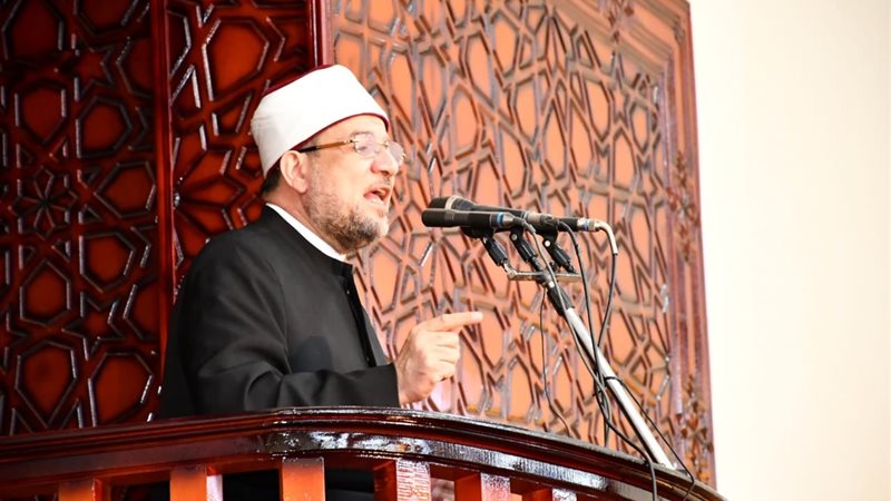 وزير الأوقاف الدكتور