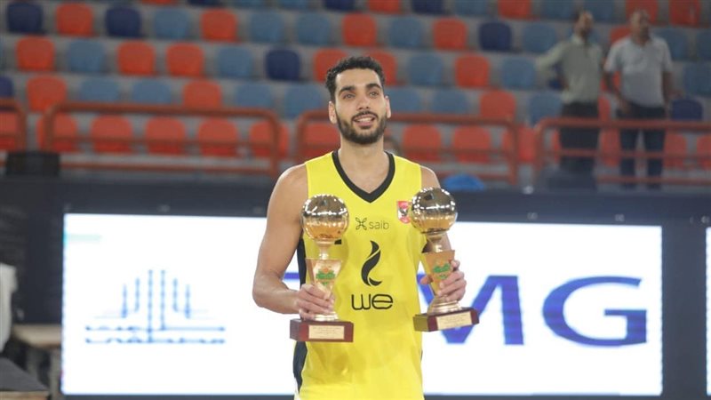 إيهاب أمين لاعب سلة