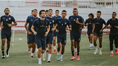 مران الزمالك.. كارتيرون يجتمع باللاعبين قبل السفر إلى كينيا