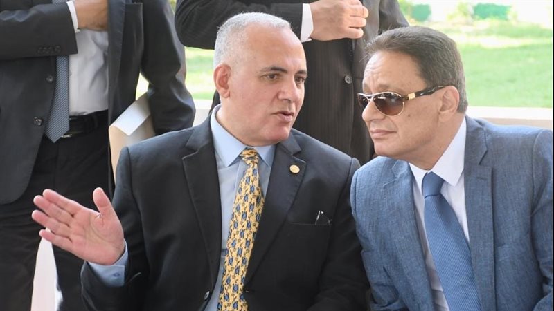 وزير الري ورئيس المجلس