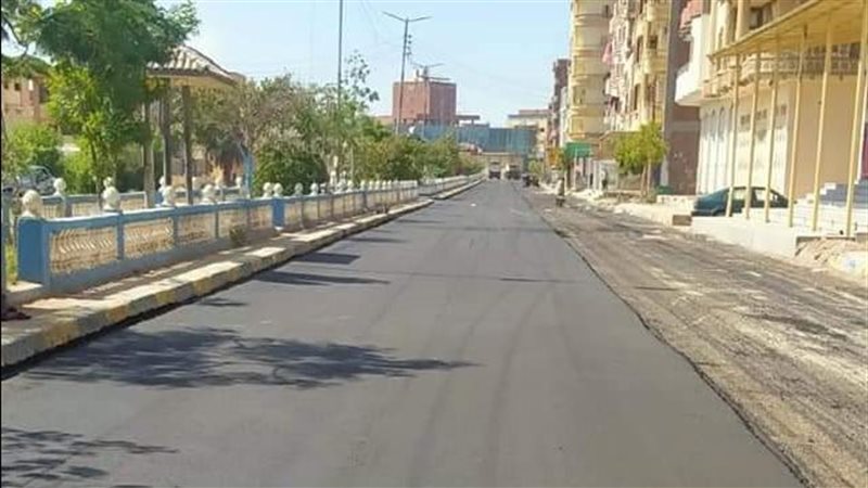 جانب من أعمال الرصف