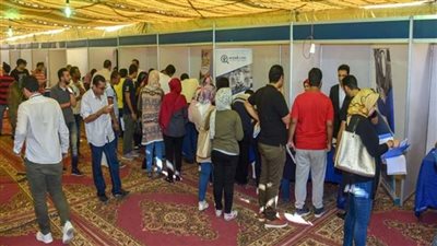 مُلتقى توظيف لشباب الشرقية يُوفر 1323 فرصة عمل في 30 منشأة صناعية