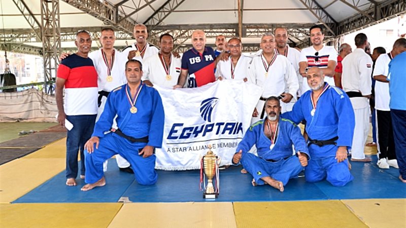 مشاركة فريق مصر للطيران