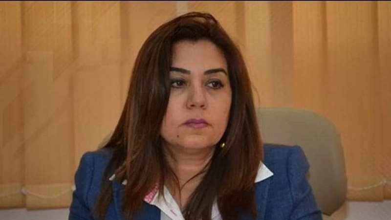 الأستاذة الدكتورة