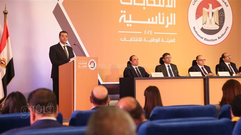 هل يتم تغيير الحكومة