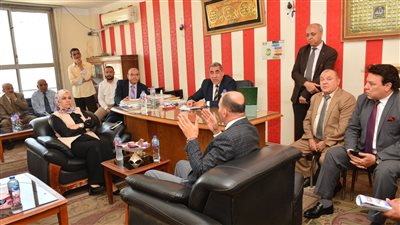 جولة لـ رئيس مصلحة الضرائب بمنطقتي الجيزة أول والجيزة ثان