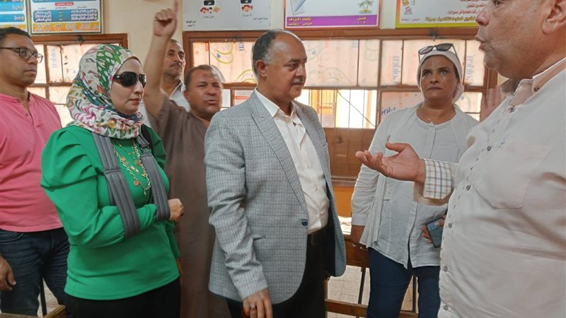 جولة تفقدية على مدارس