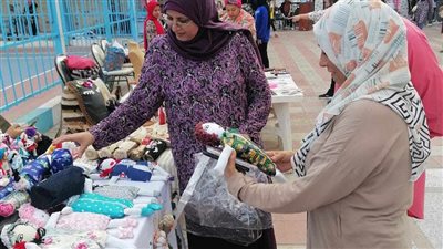 محافظ الإسكندرية يشدد على توفير كافة المستلزمات المدرسية بمعارض أهلا مدارس (صور)