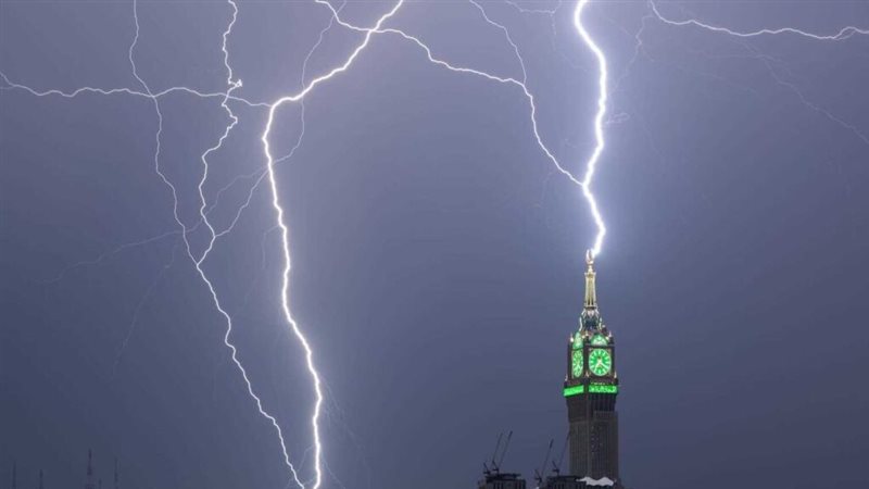 برج الساعة، فيتو