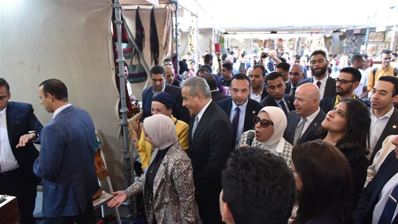 حسن شحاتة وزير العمل،فيتو