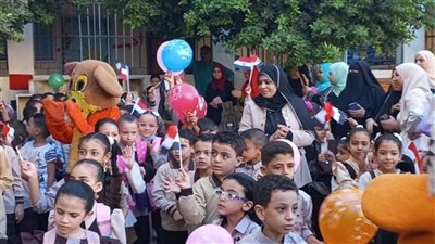  دقت ساعة الدراسة، انطلاق العام الدراسي 2024، 12 محافظة تستقبل طلابها، وهذه محظورات العام الجديد