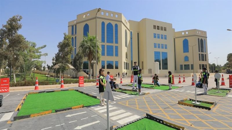 مناقشة طلبات إحاطة