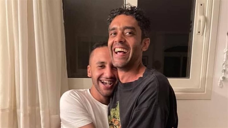 أحمد سامي العدل وشقيقة