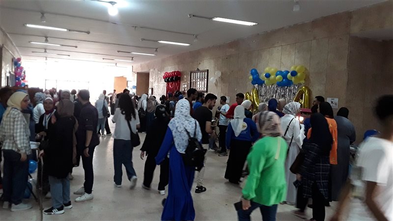 استقبال الطلاب الجدد